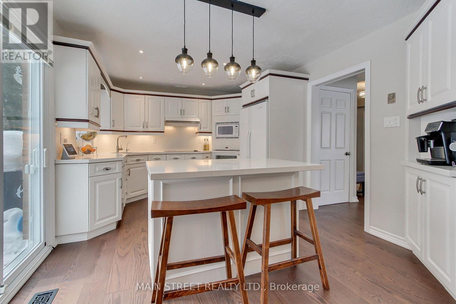 369 Harewood Boulevard, Newmarket, Ontario  L3Y 6S5 - Photo 14 - N12792148