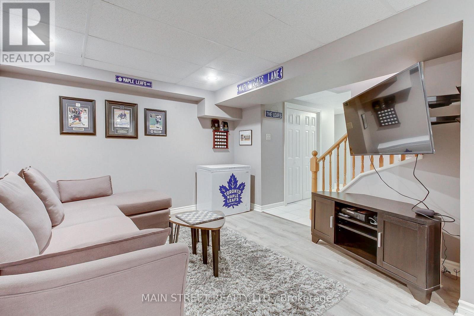 369 Harewood Boulevard, Newmarket, Ontario  L3Y 6S5 - Photo 32 - N12792148