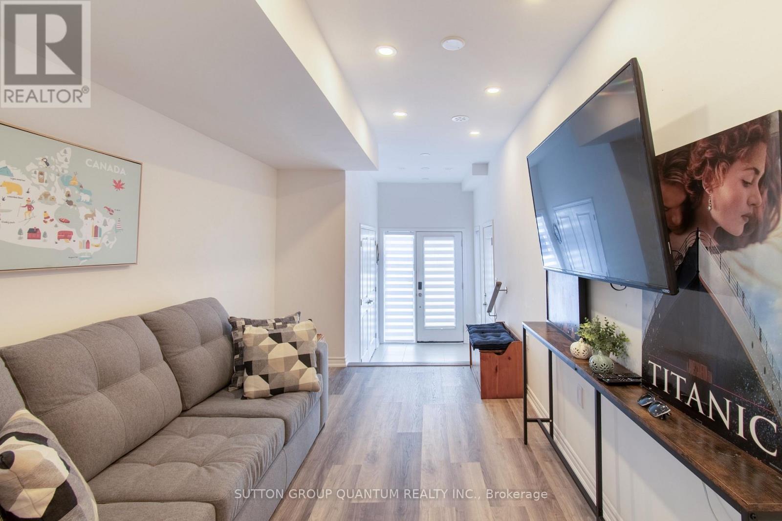 158 Elgin Street, Orillia, Ontario L3V 1R2 - Photo 13 - S12792092