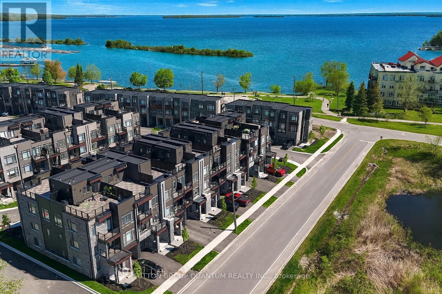 158 Elgin Street, Orillia, Ontario L3V 1R2 - Photo 2 - S12792092