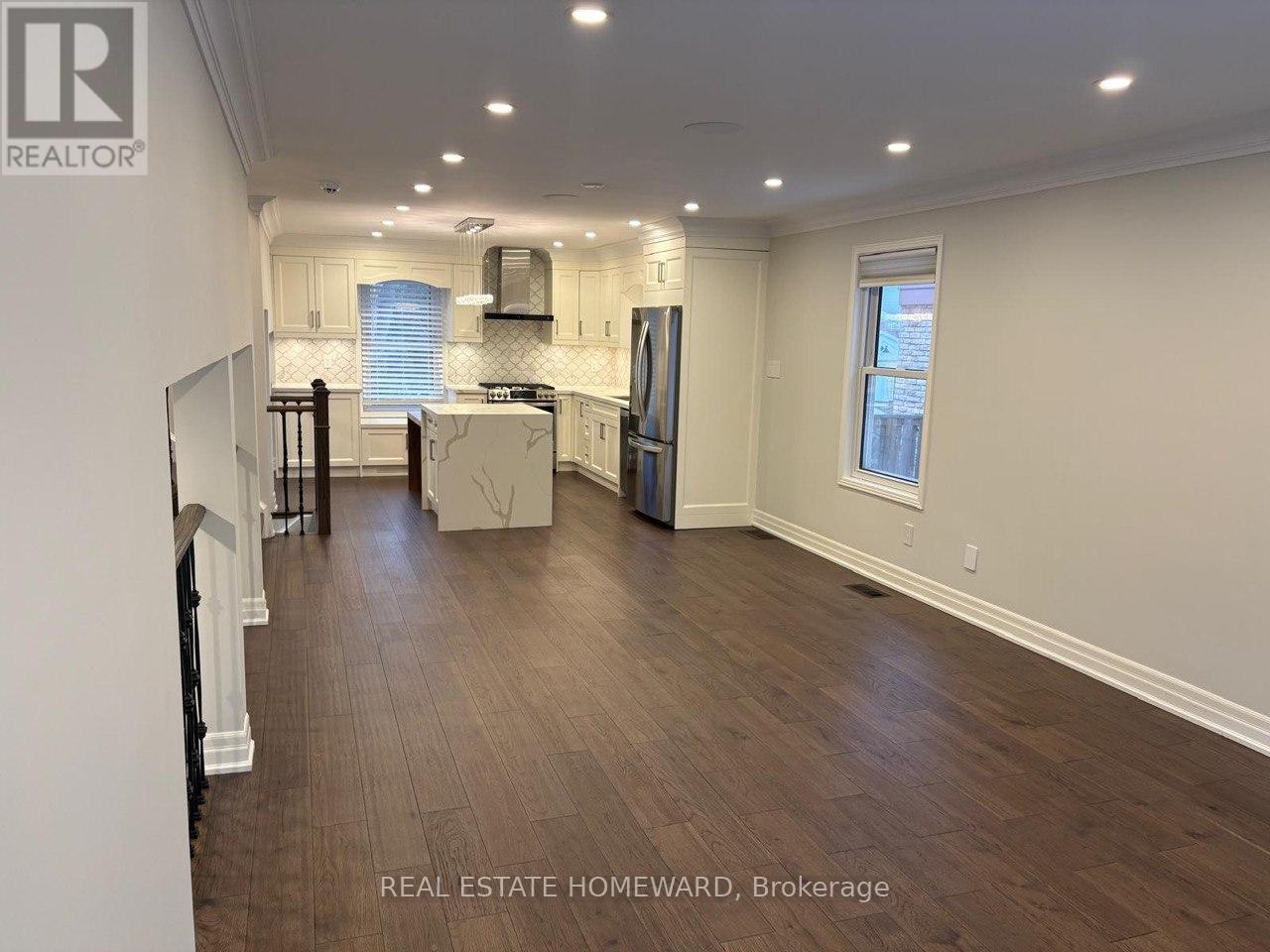 33 Braeburn Drive, Markham, Ontario  L3T 4V2 - Photo 6 - N12712024