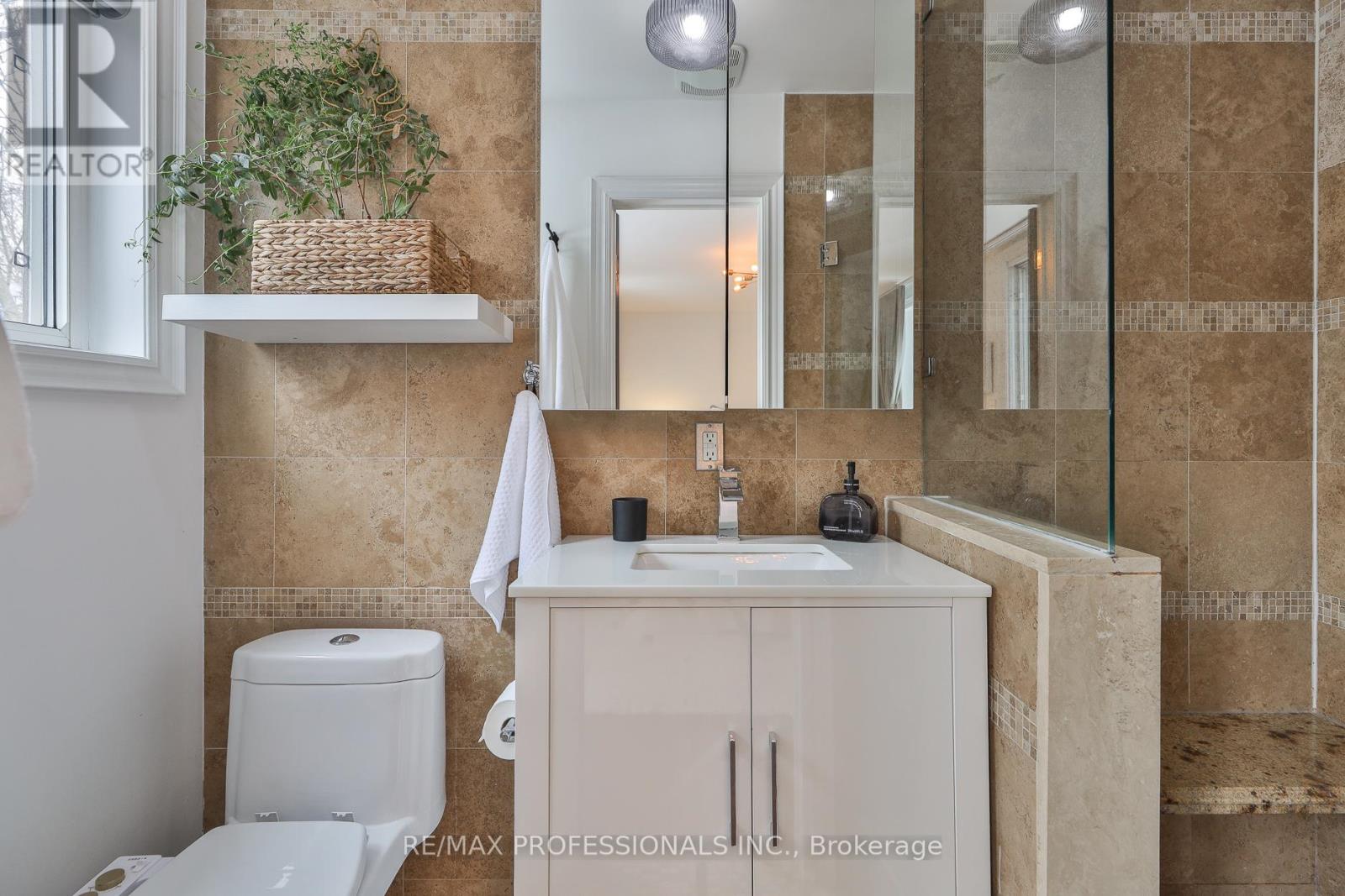 18 Constance Street, Toronto, Ontario  M6R 1S4 - Photo 31 - W12792090