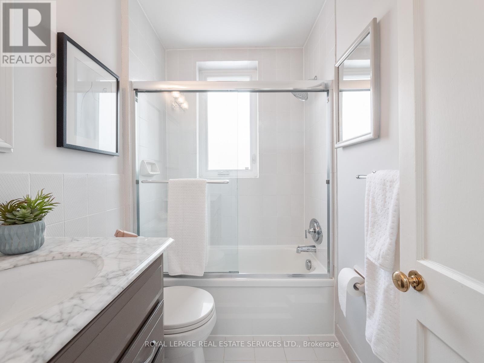 32 Ardagh Street, Toronto, Ontario  M6S 1Y3 - Photo 28 - W12792104