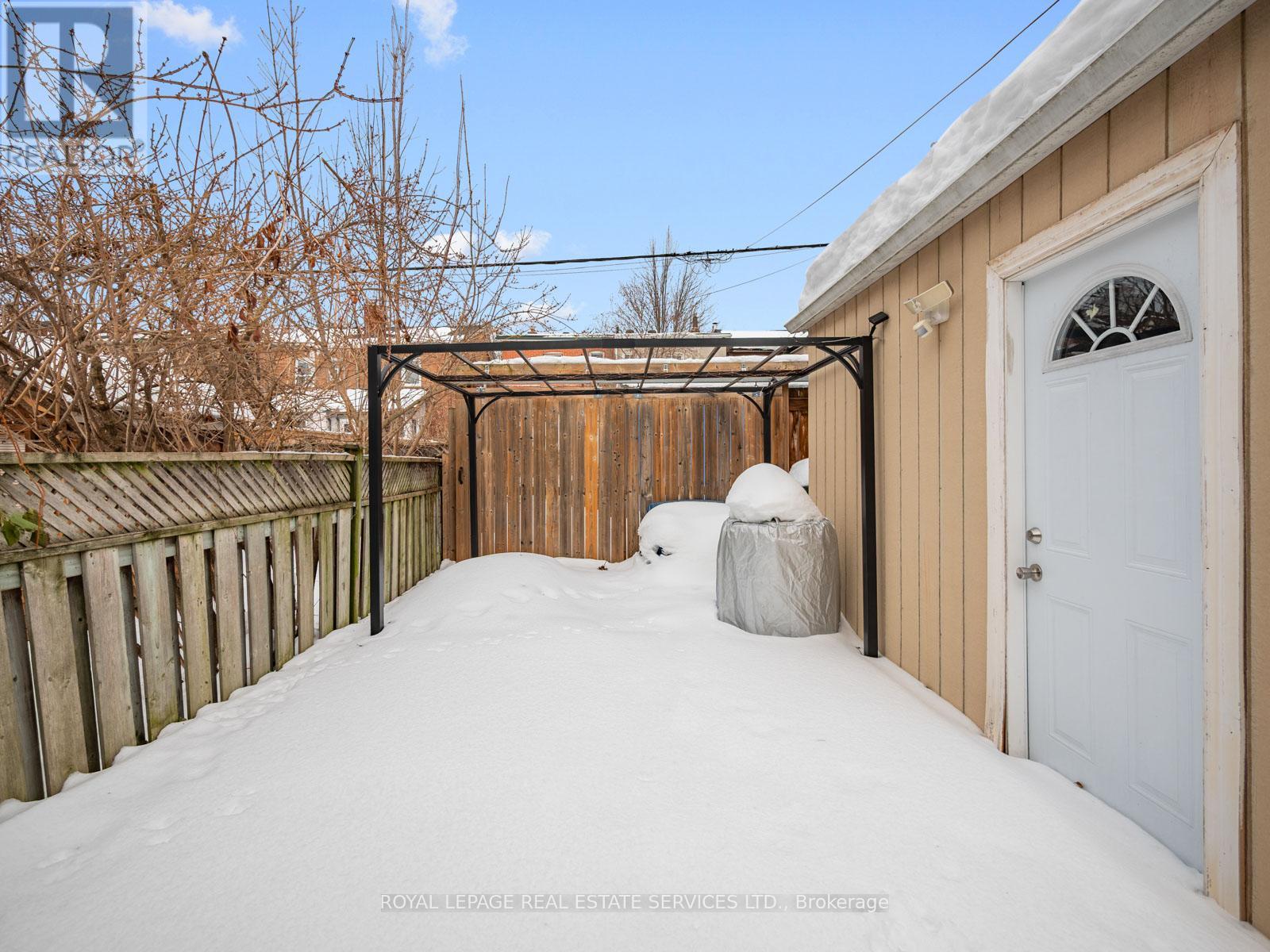 32 Ardagh Street, Toronto, Ontario  M6S 1Y3 - Photo 37 - W12792104