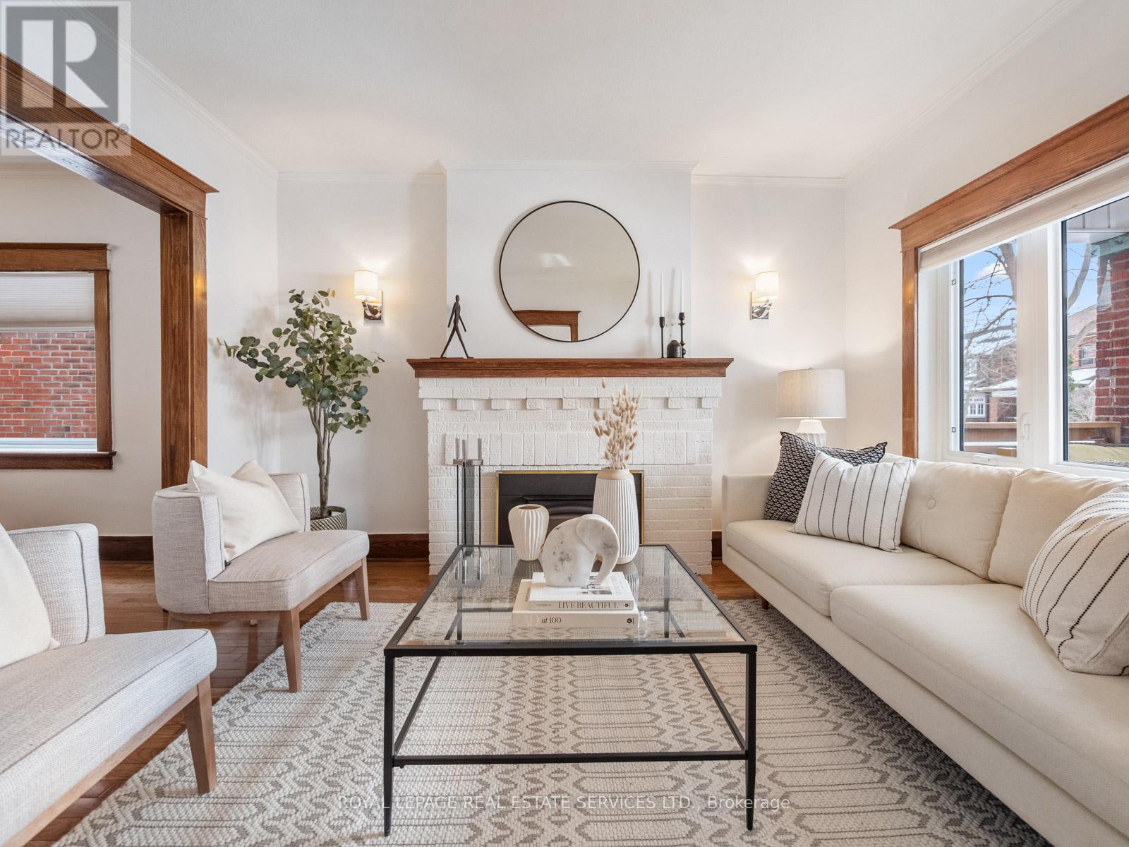 32 Ardagh Street, Toronto, Ontario  M6S 1Y3 - Photo 5 - W12792104