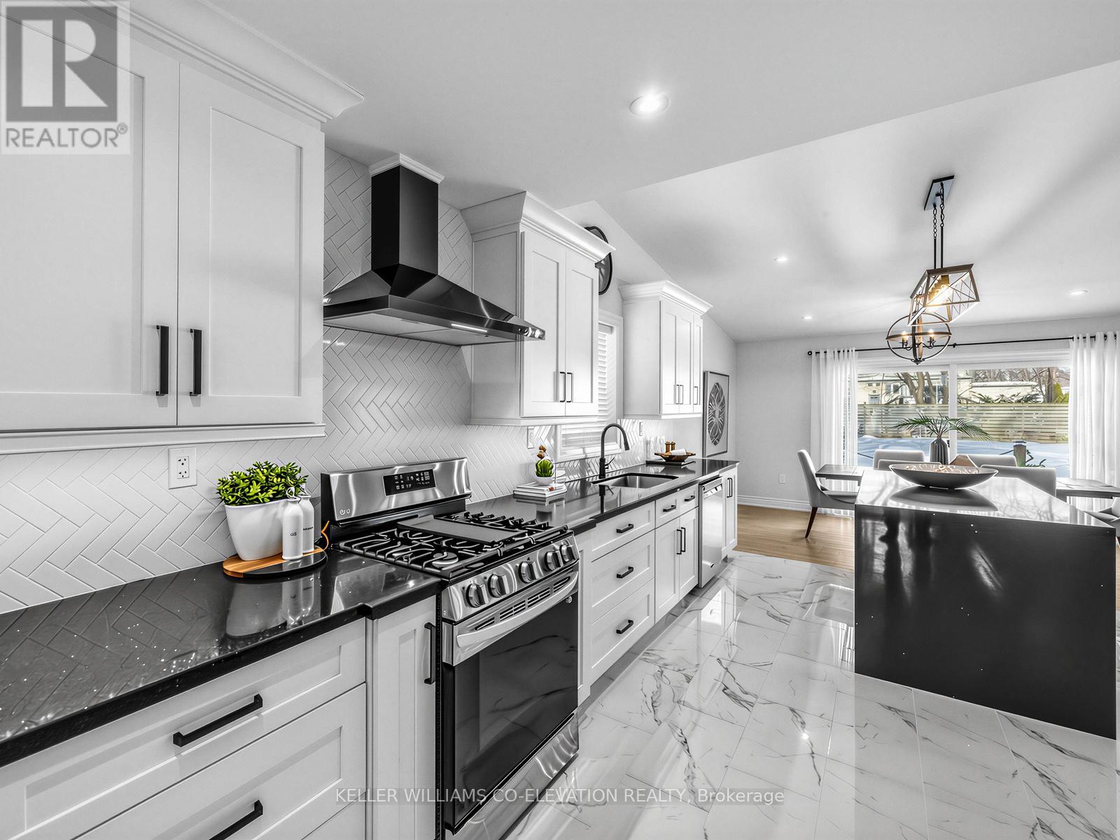 999 Henley Road W, Mississauga, Ontario  L4Y 1C8 - Photo 11 - W12792106