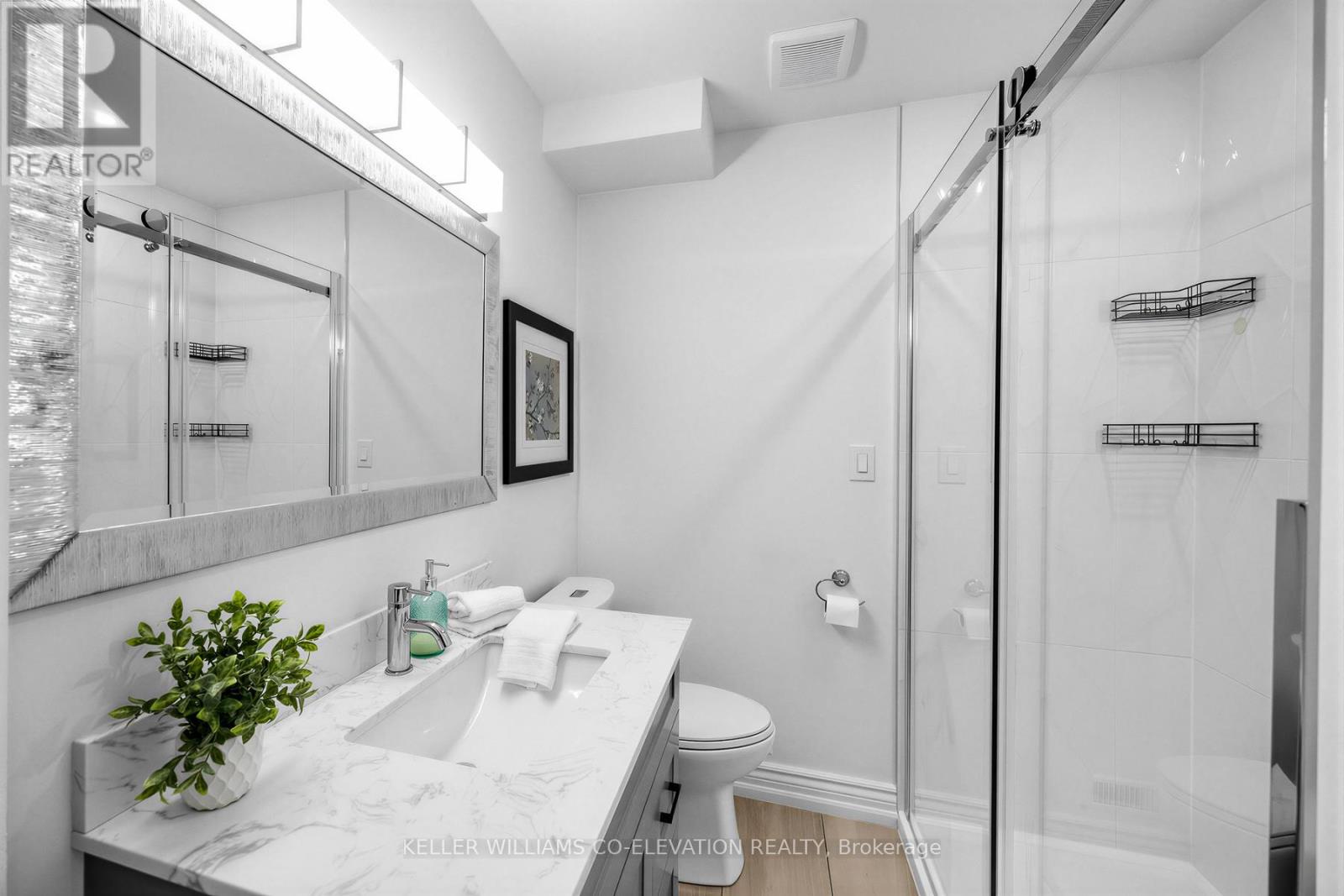 999 Henley Road W, Mississauga, Ontario  L4Y 1C8 - Photo 18 - W12792106