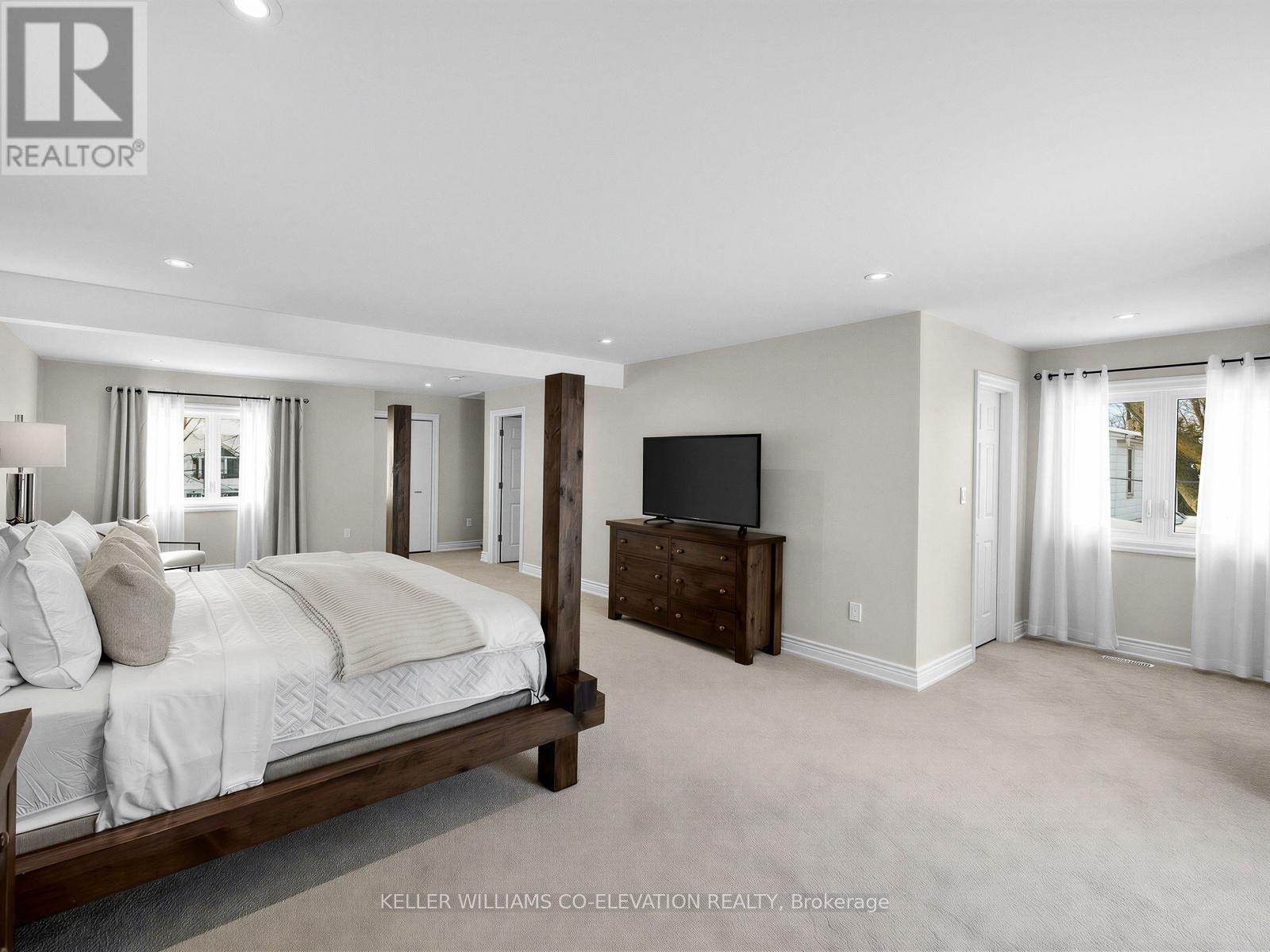 999 Henley Road W, Mississauga, Ontario  L4Y 1C8 - Photo 21 - W12792106