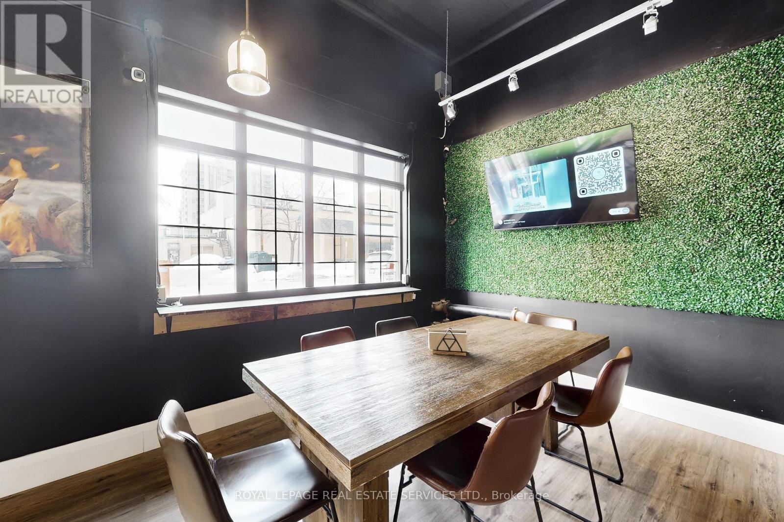 6 - 399 Elizabeth Street, Burlington, Ontario  L7R 2L7 - Photo 12 - W12792162