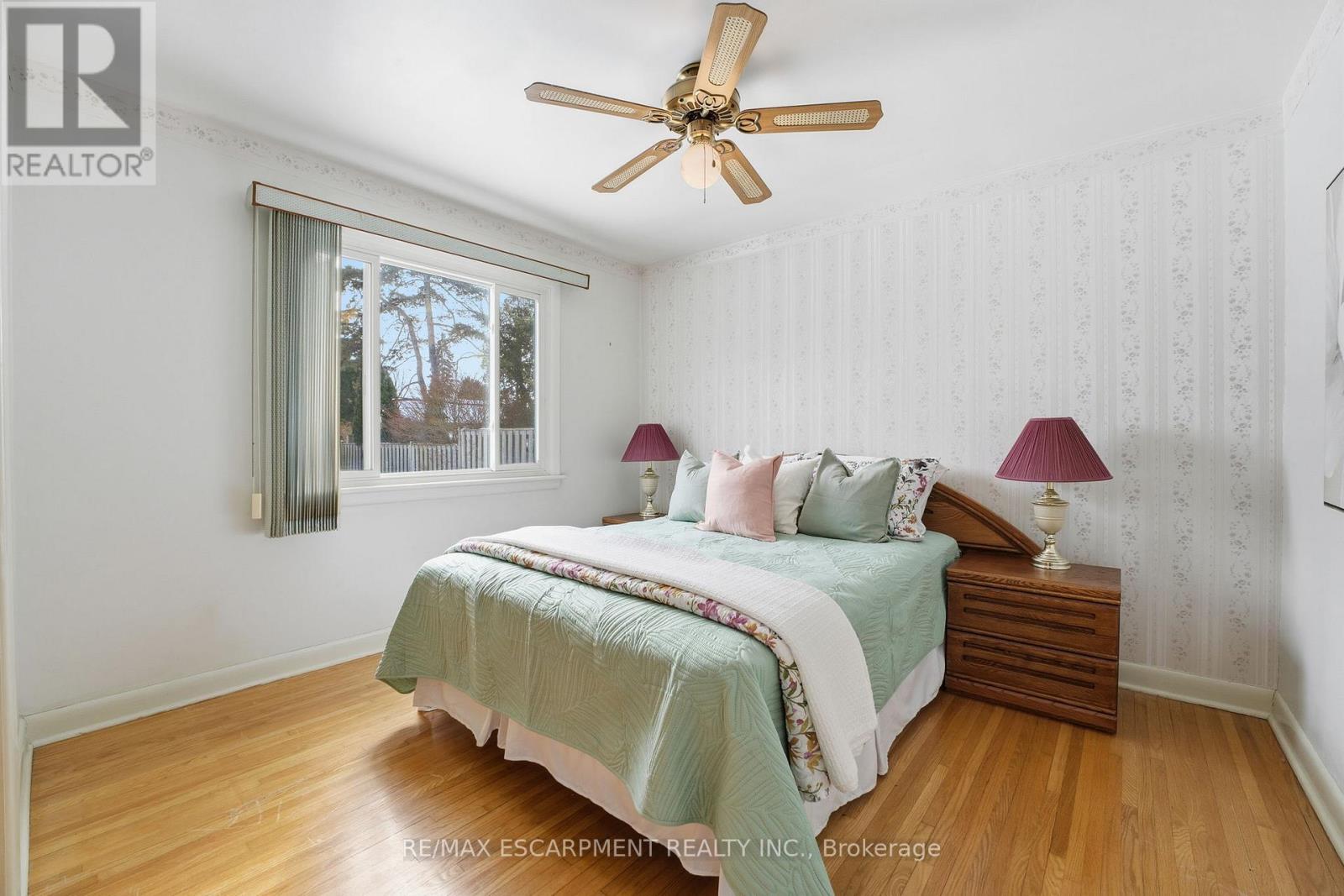 42 Gilbert Avenue, Hamilton, Ontario  L9G 1R4 - Photo 14 - X12792158