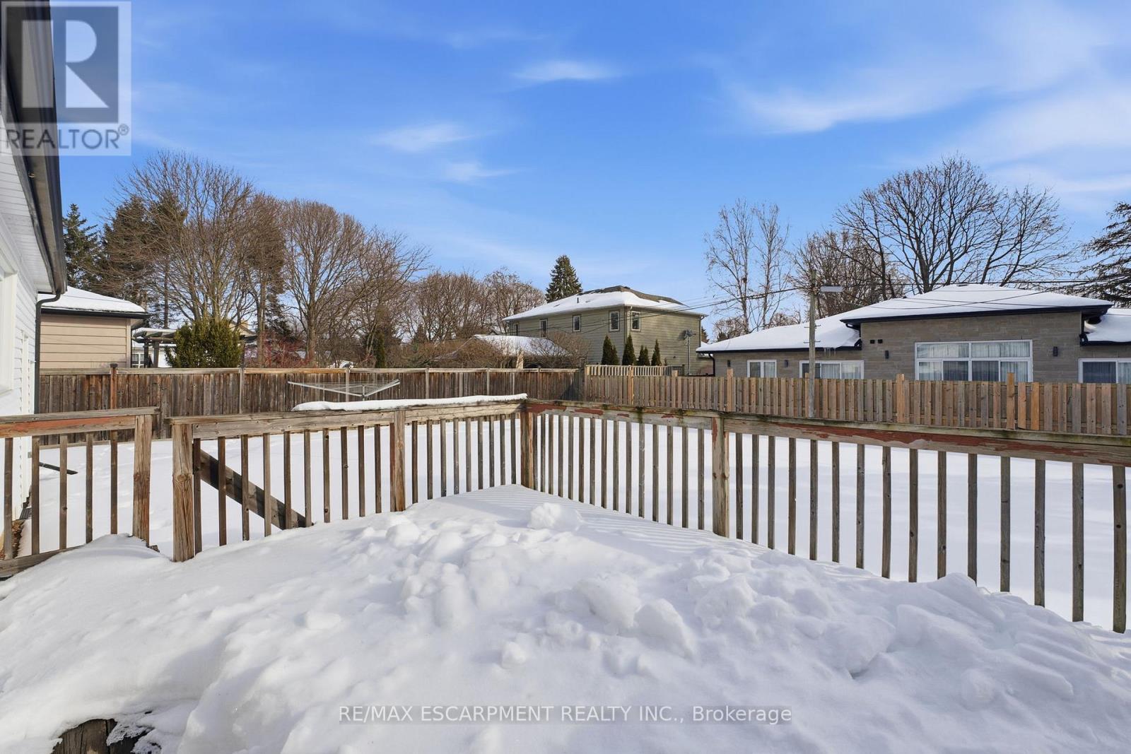 42 Gilbert Avenue, Hamilton, Ontario  L9G 1R4 - Photo 19 - X12792158