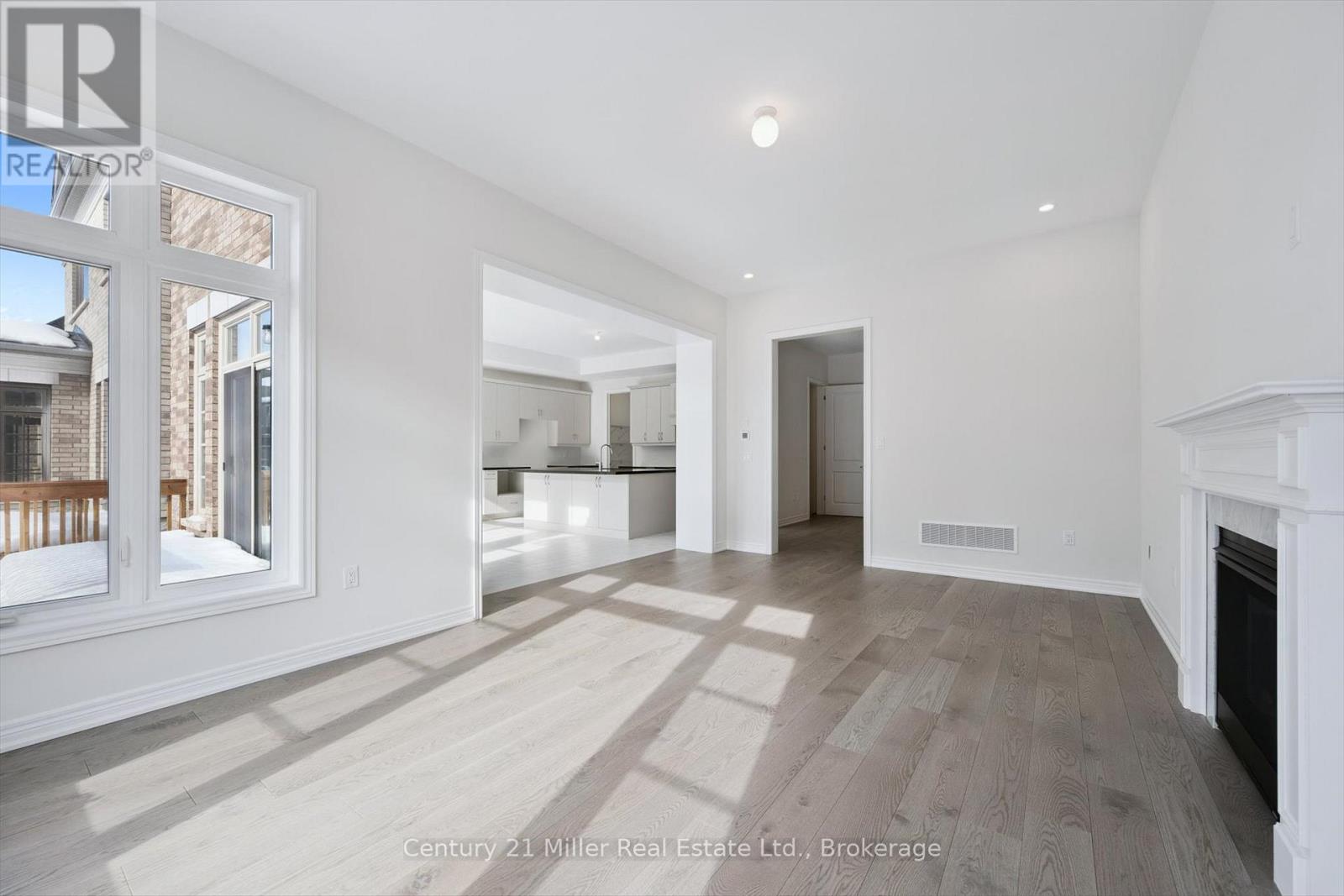 3266 Millicent Avenue, Oakville, Ontario  L6H 0V8 - Photo 10 - W12792174