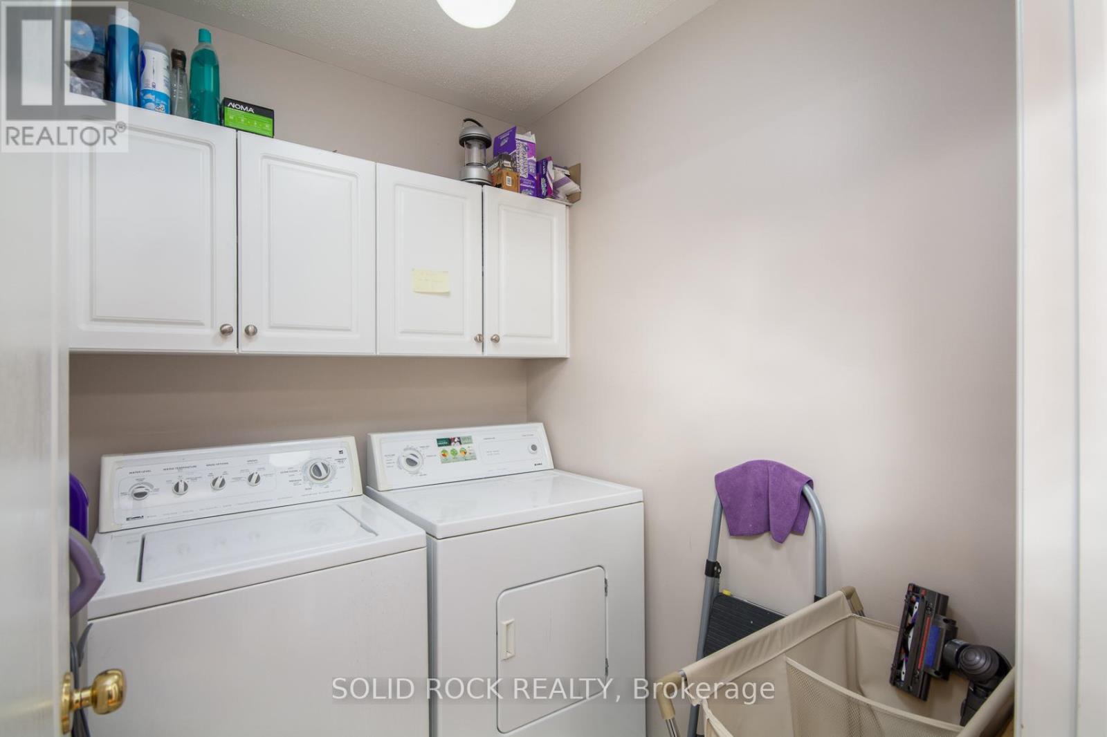 416 Cache Bay Crescent, Ottawa, Ontario  K1T 4H3 - Photo 23 - X12792188