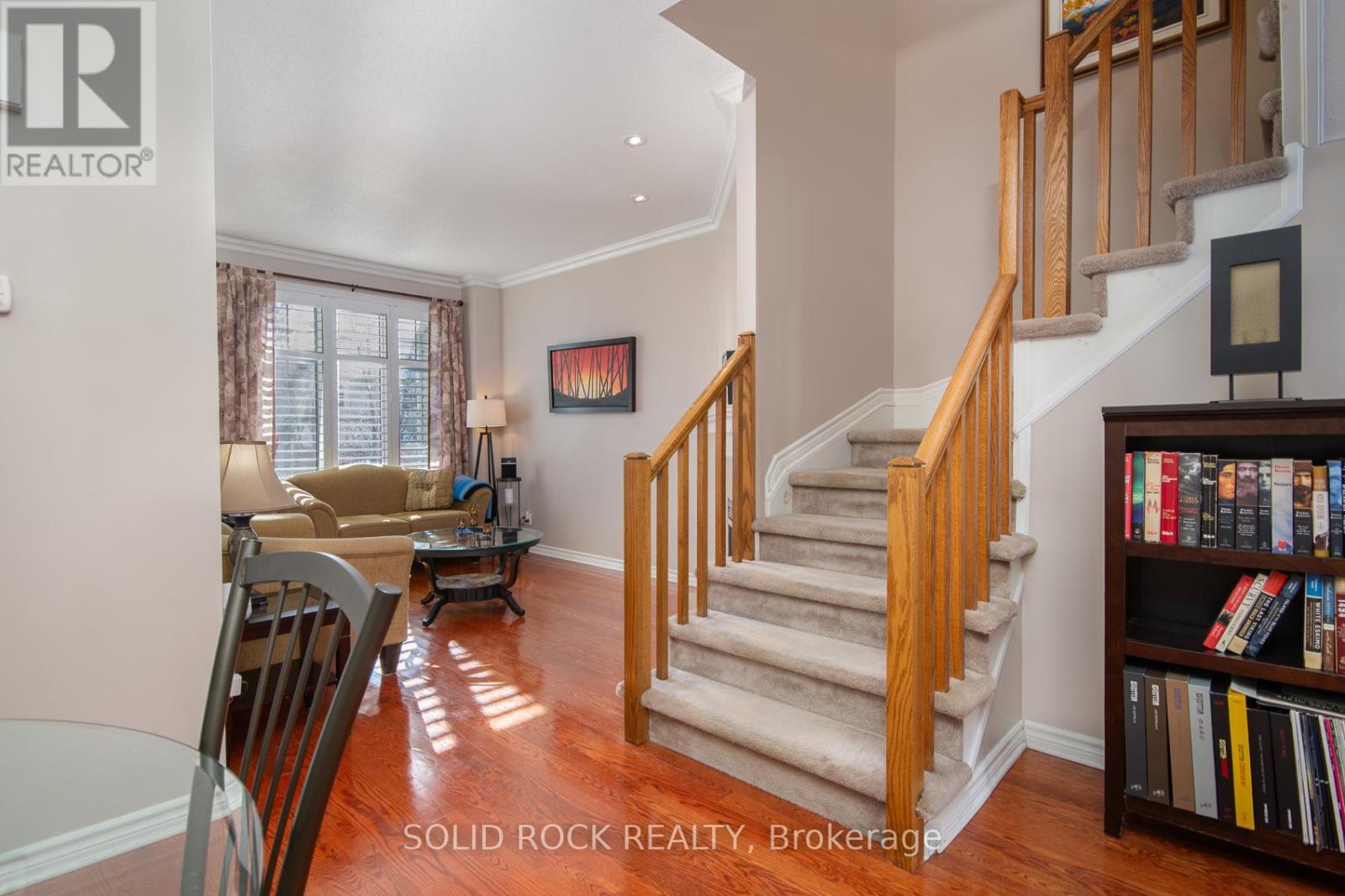 416 Cache Bay Crescent, Ottawa, Ontario  K1T 4H3 - Photo 7 - X12792188