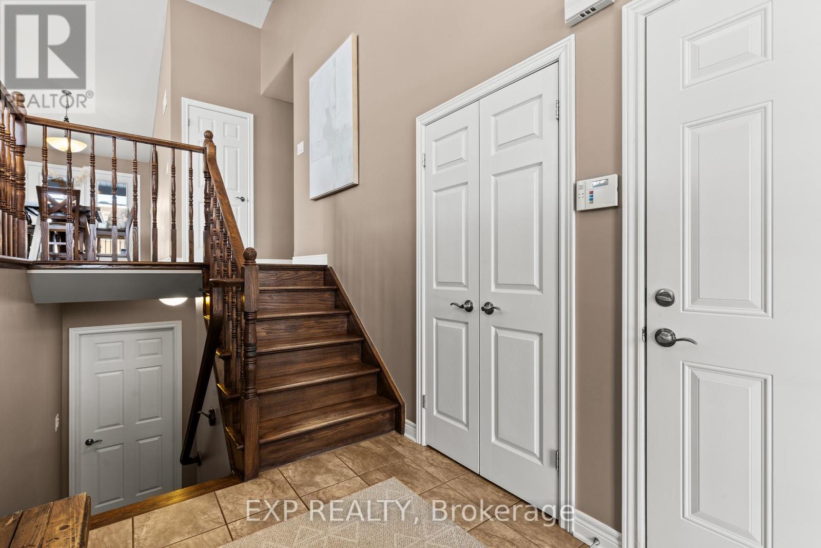 6296 Parkside Road, Niagara Falls, Ontario  L2H 0B2 - Photo 9 - X12792168