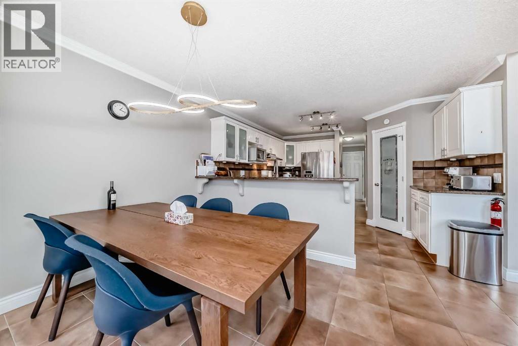 188 Hidden Ranch Crescent Nw, Calgary, Alberta  T3A 5W3 - Photo 10 - A2284849