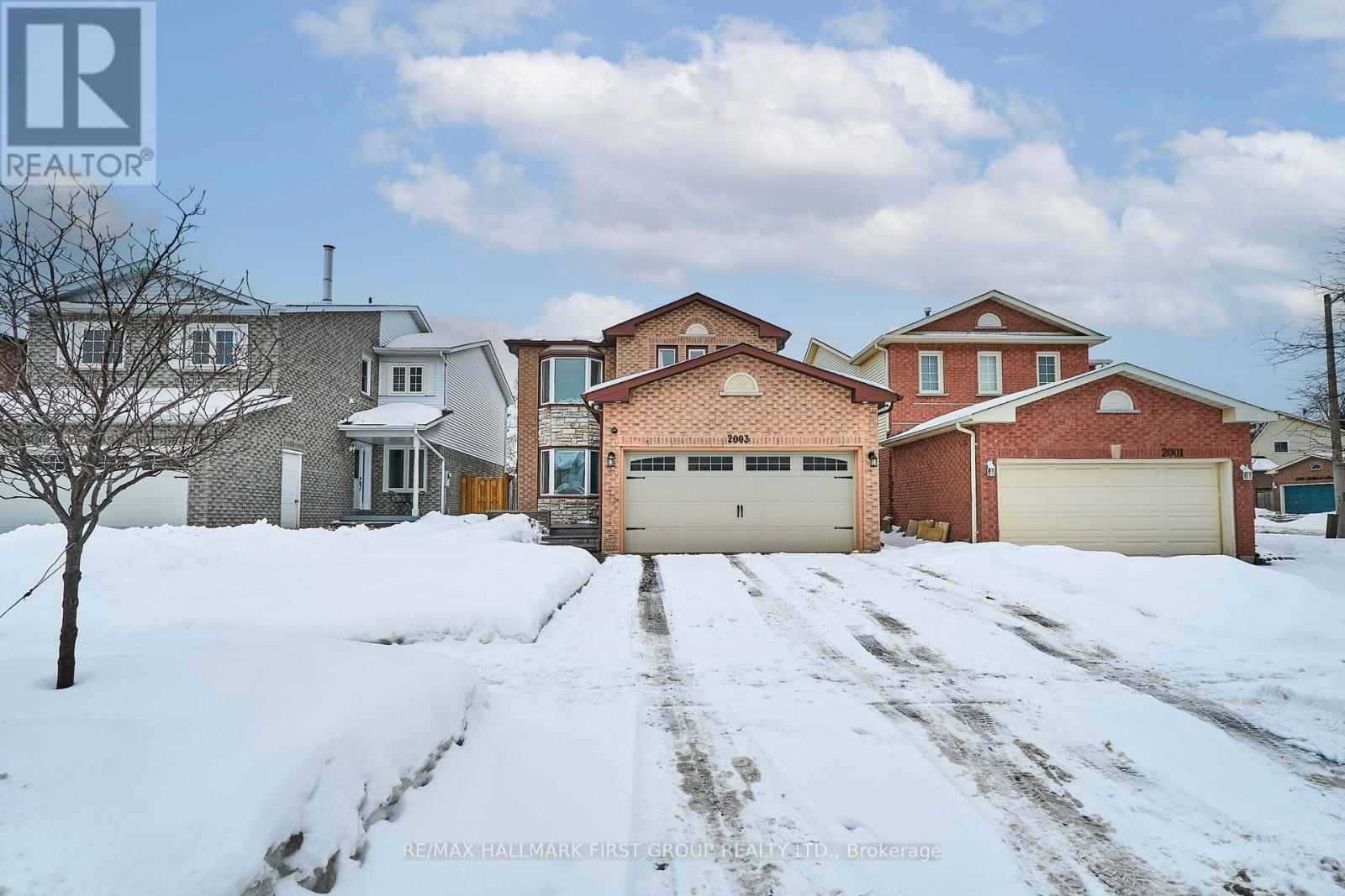 2003 Blue Ridge Crescent, Pickering, Ontario  L1X 2N2 - Photo 2 - E12792196