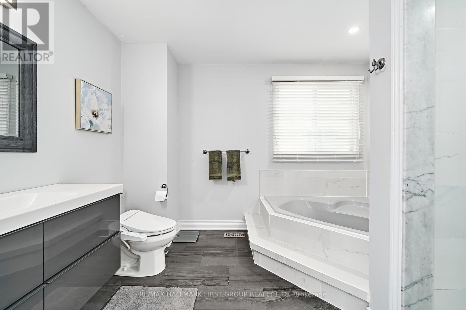 2003 Blue Ridge Crescent, Pickering, Ontario  L1X 2N2 - Photo 36 - E12792196