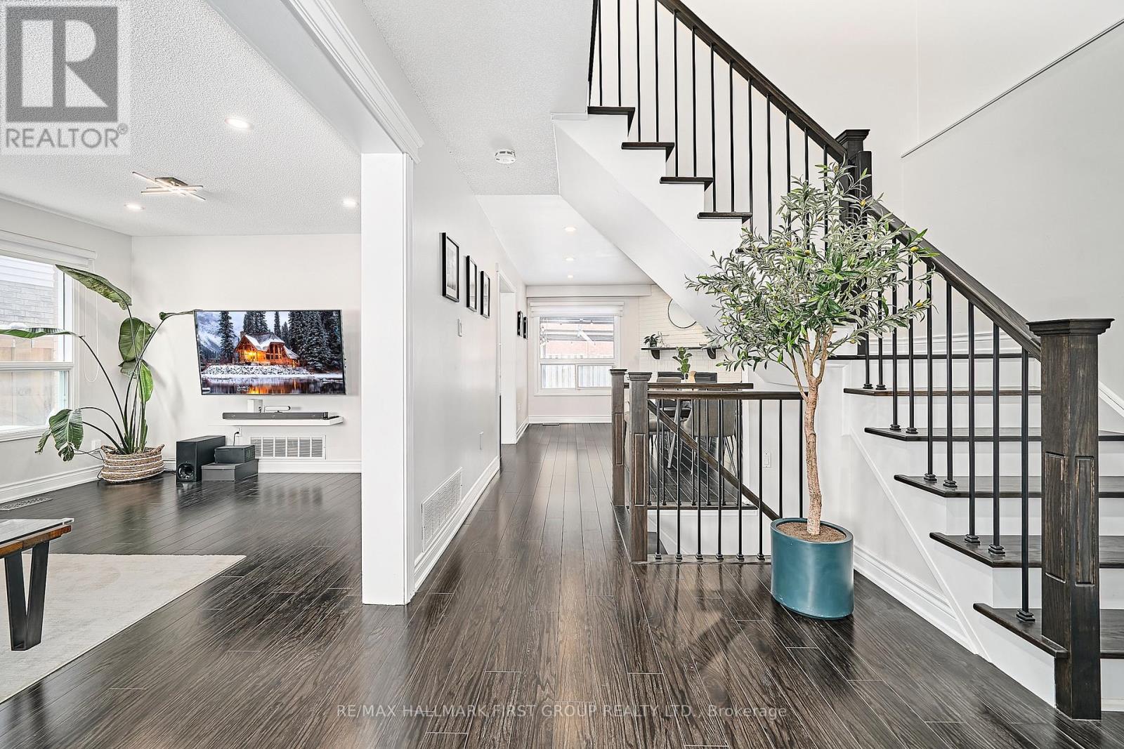 2003 Blue Ridge Crescent, Pickering, Ontario  L1X 2N2 - Photo 6 - E12792196