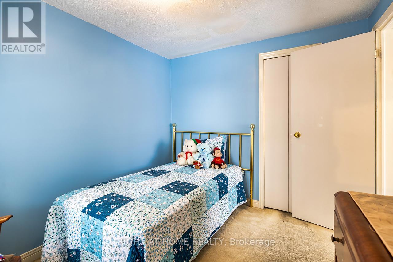 59 Fernhill Boulevard, Oshawa, Ontario L1J 5J1 - Photo 5 - E12792200