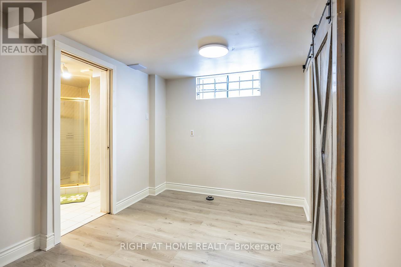 59 Fernhill Boulevard, Oshawa, Ontario L1J 5J1 - Photo 6 - E12792200