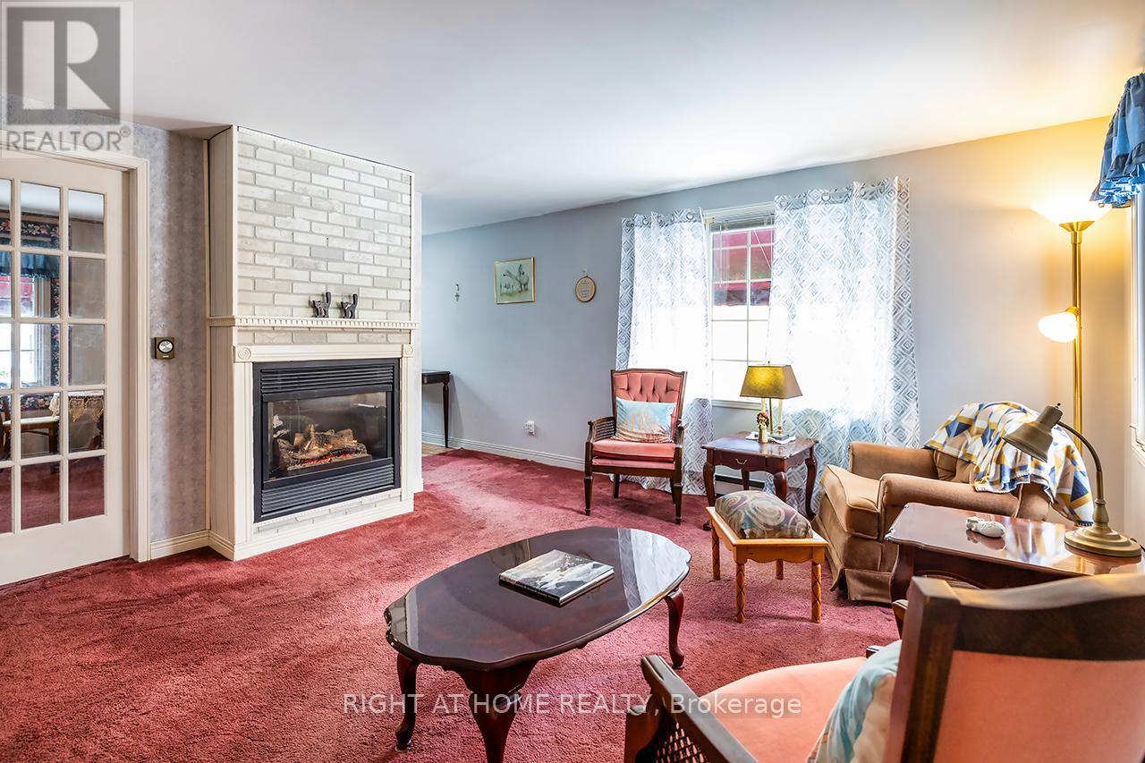 59 Fernhill Boulevard, Oshawa, Ontario L1J 5J1 - Photo 7 - E12792200