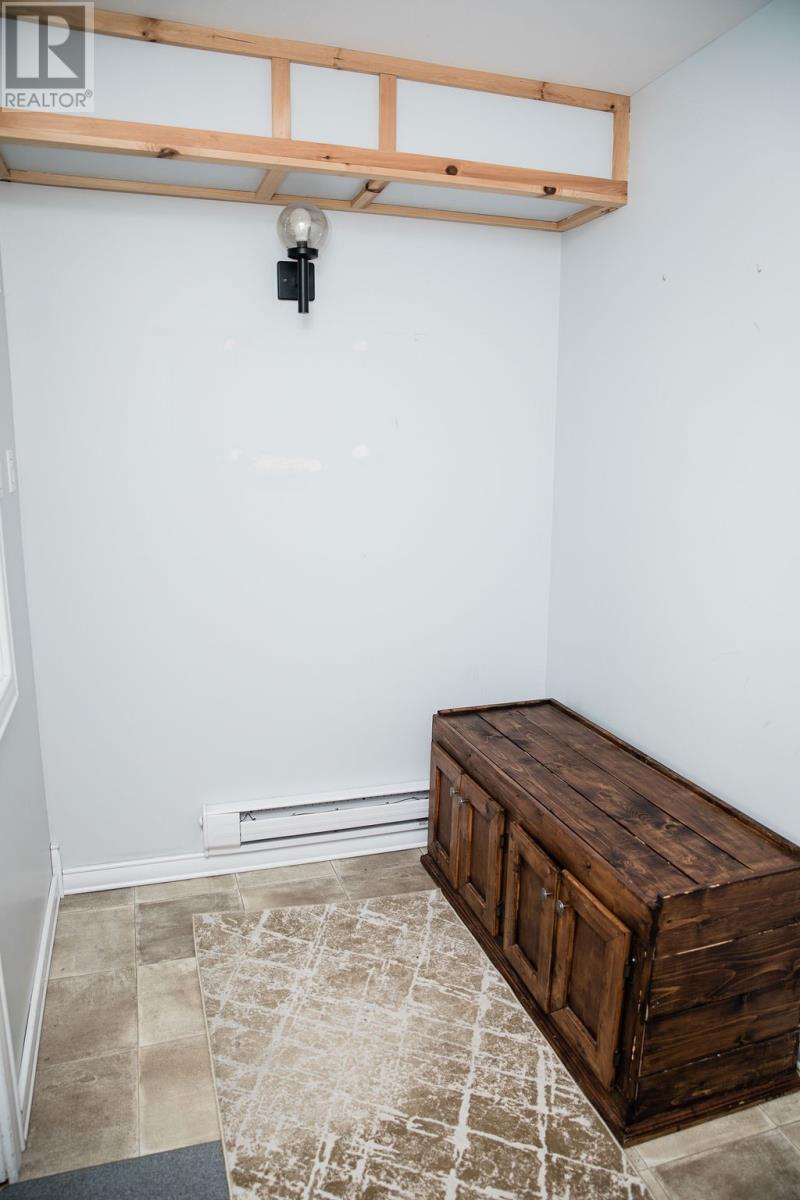 24-26 Frecker Place, Dunville, Newfoundland & Labrador  A0B 1S0 - Photo 6 - 1294378