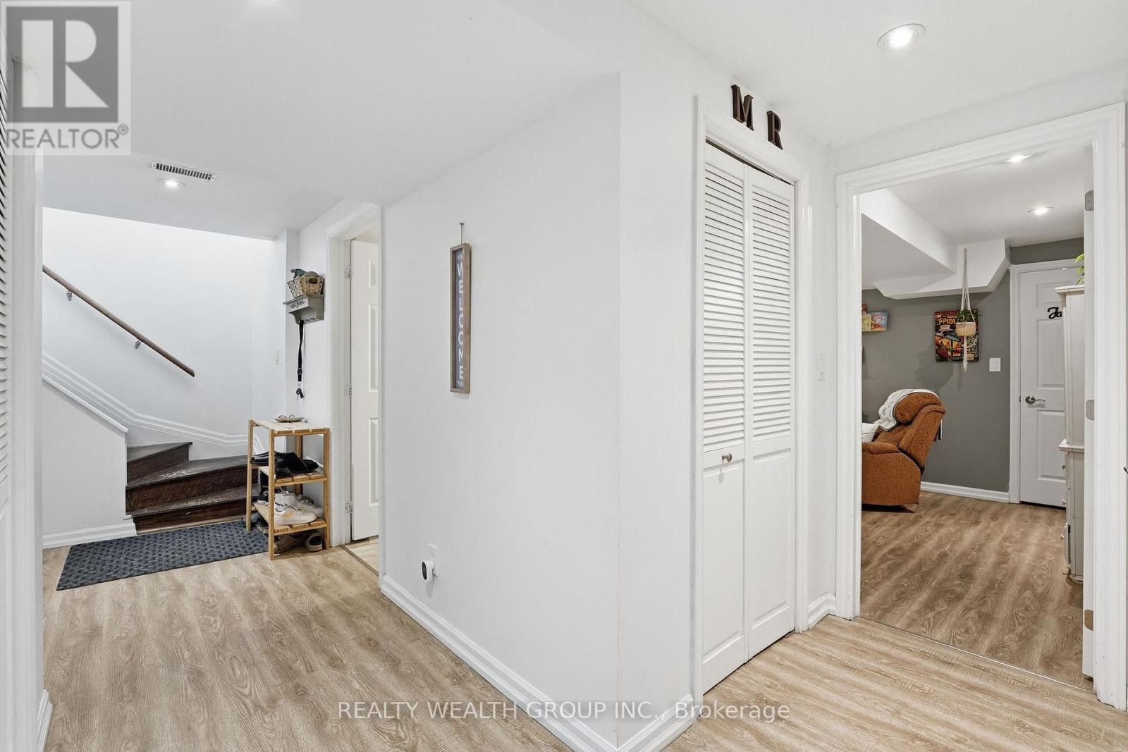 84 Bayview Avenue, Georgina, Ontario  L4P 2S9 - Photo 41 - N12792166