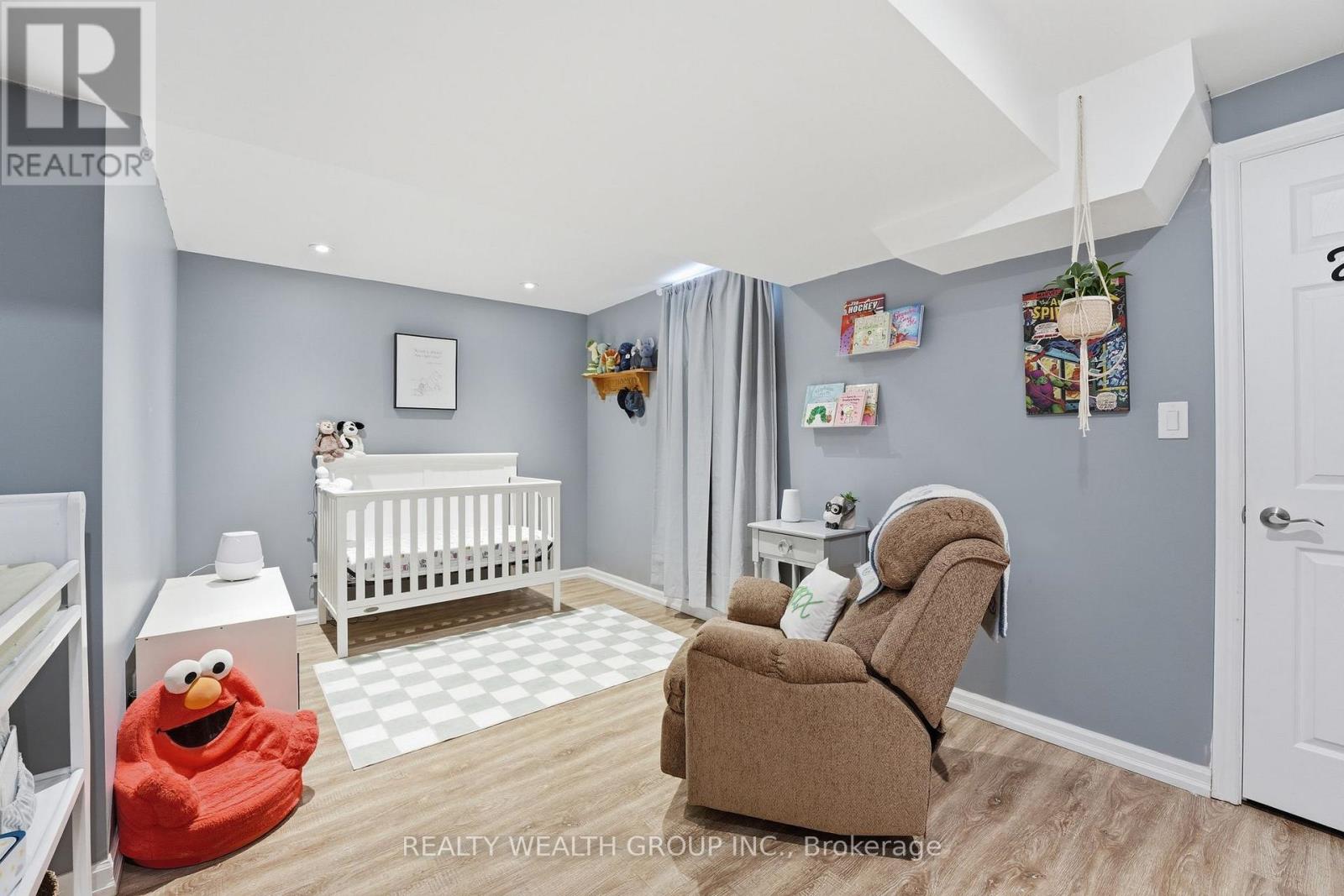 84 Bayview Avenue, Georgina, Ontario  L4P 2S9 - Photo 43 - N12792166