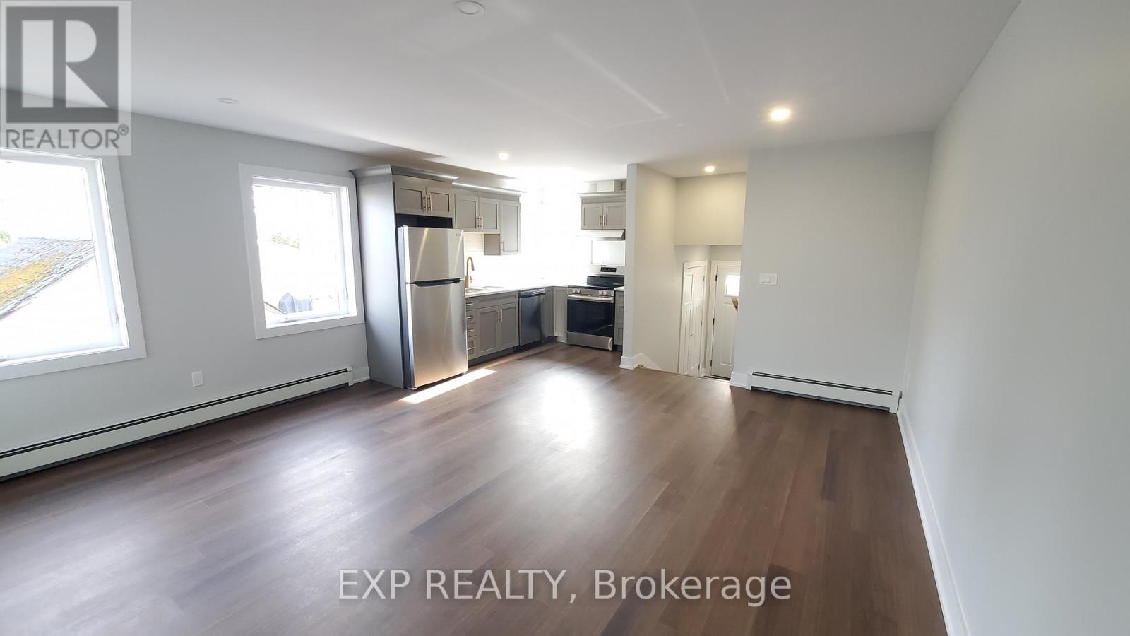 A - 640 West Street, Prescott, Ontario  K0E 1T0 - Photo 4 - X12792186