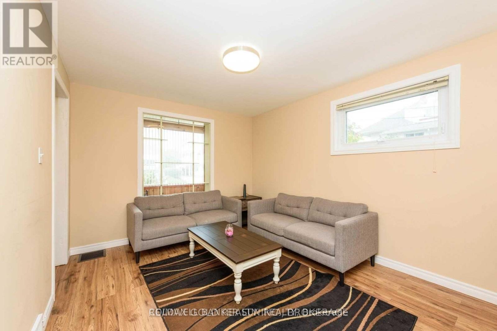 4310 Bampfield Street, Niagara Falls, Ontario  L2E 1G8 - Photo 9 - X12792198