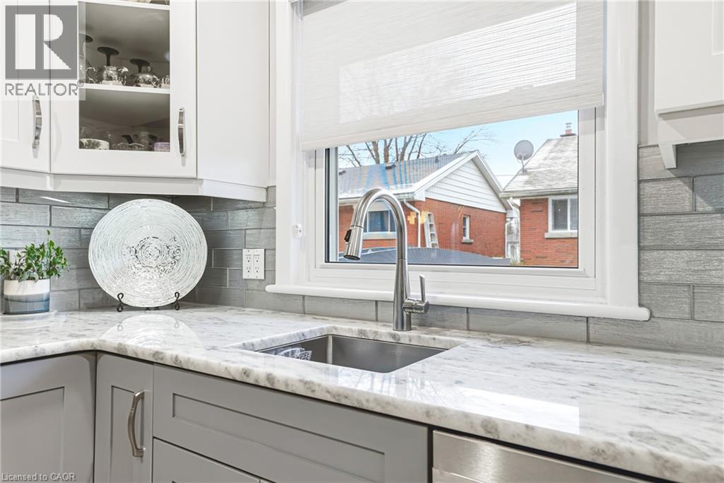 1007 Pine Street, Dunnville, Ontario  N1A 2N1 - Photo 16 - 40798324