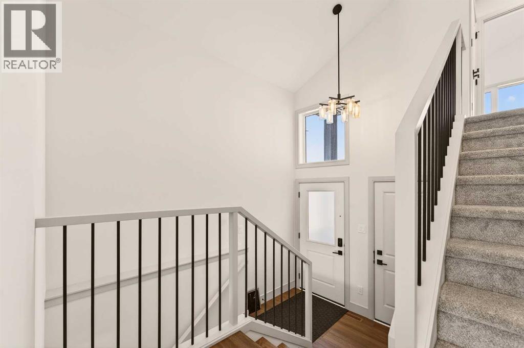 114 Caribou Bend N, Lethbridge, Alberta  T1H 7J8 - Photo 3 - A2286828