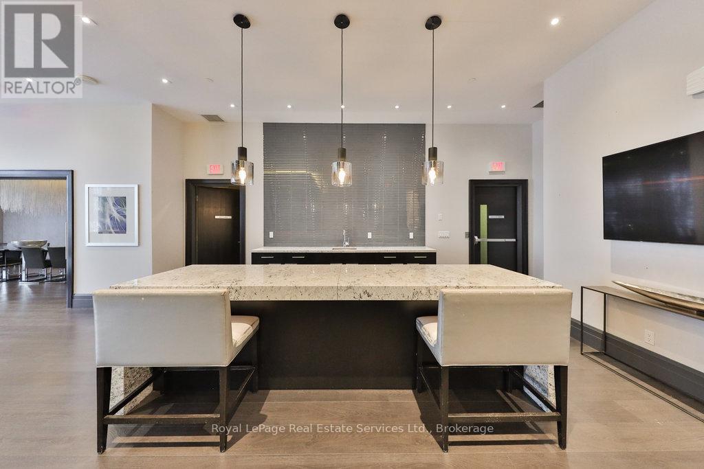 320 - 65 Speers Road, Oakville, Ontario  L6K 0J1 - Photo 26 - W12792212