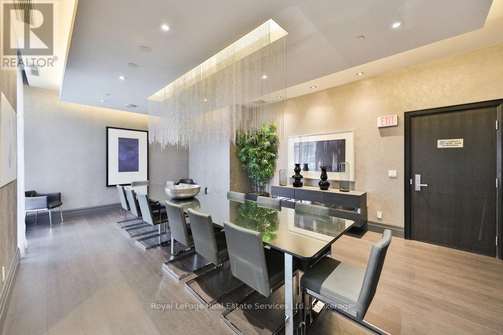 320 - 65 Speers Road, Oakville, Ontario  L6K 0J1 - Photo 27 - W12792212