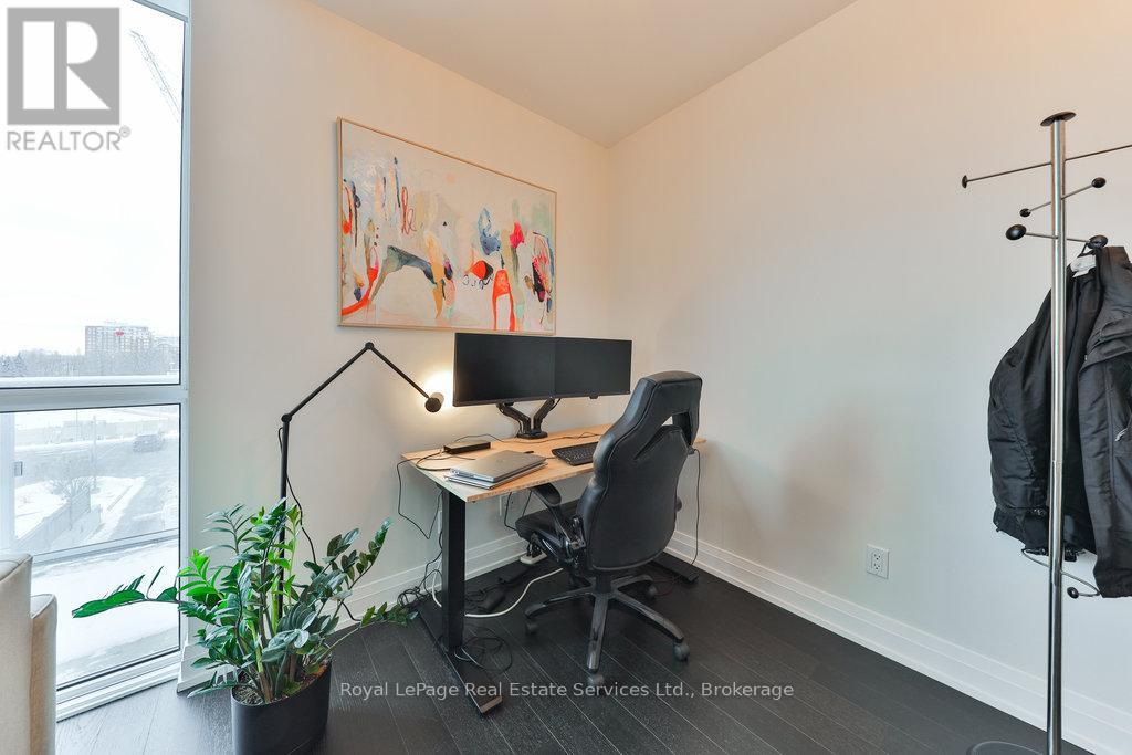 320 - 65 Speers Road, Oakville, Ontario  L6K 0J1 - Photo 7 - W12792212