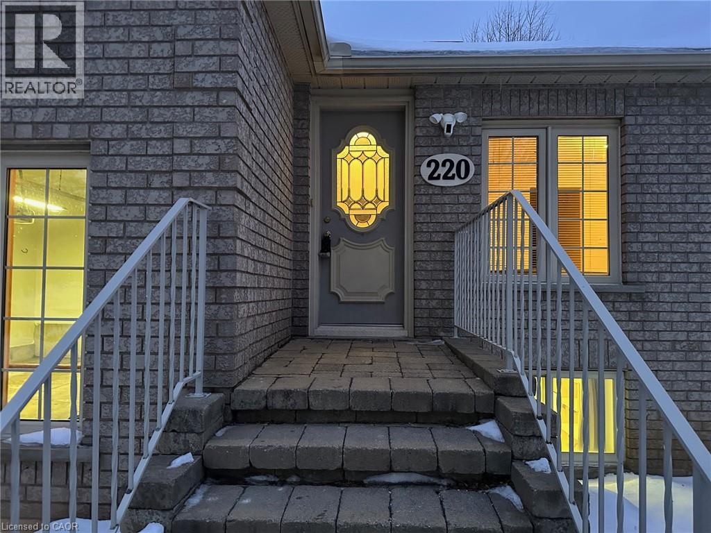 220 Regent Avenue, Port Dover, Ontario  N0A 1N0 - Photo 40 - 40804882