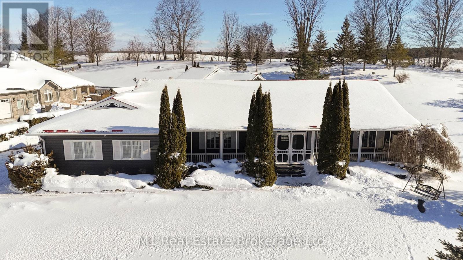 2 Joanne Crescent, Minto, Ontario  N0G 2L0 - Photo 2 - X12792202