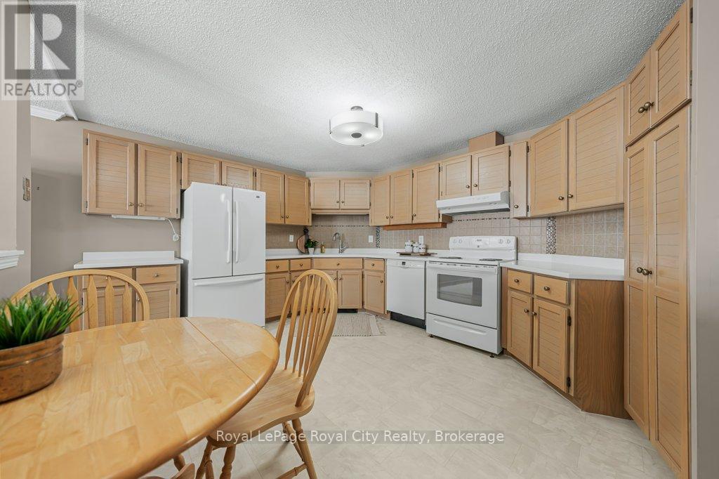 1005 - 24 Marilyn Drive, Guelph, Ontario N1H 8E9 - Photo 13 - X12792216