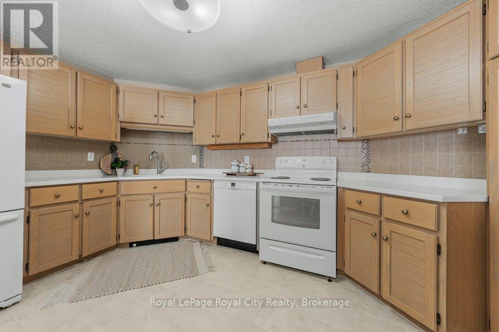 1005 - 24 Marilyn Drive, Guelph, Ontario N1H 8E9 - Photo 14 - X12792216