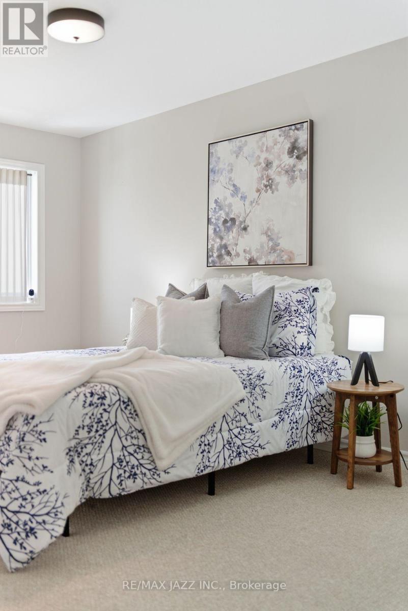 43 Mountain Ash Drive, Belleville (Thurlow Ward), Ontario  K8N 4Z5 - Photo 20 - X12792272