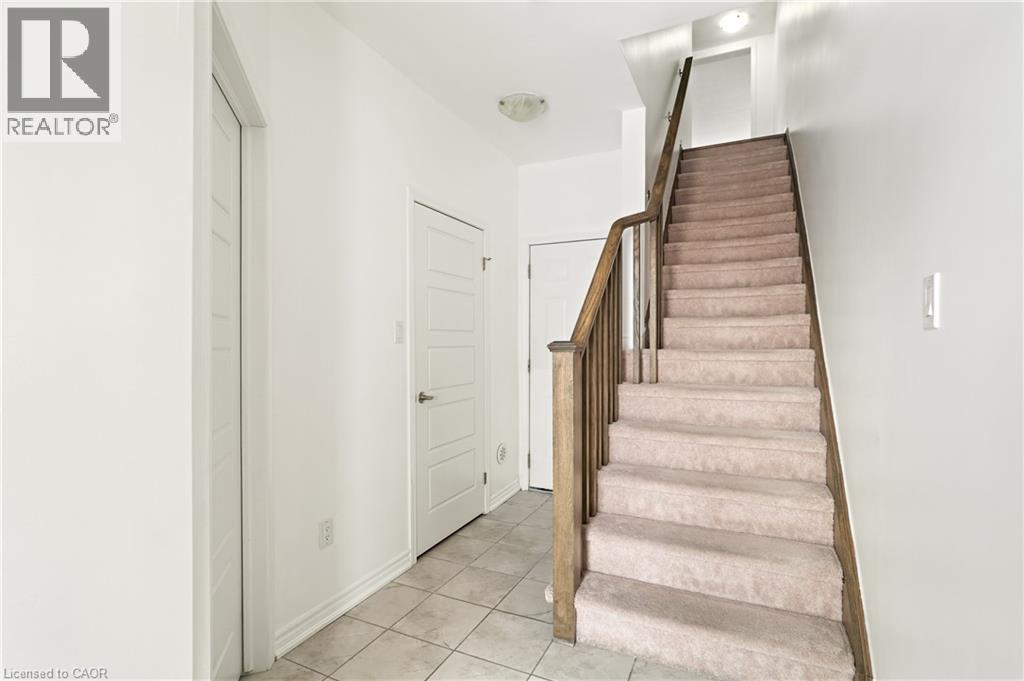 593 Goldenrod Lane, Kitchener, Ontario  N2R 0L7 - Photo 6 - 40798841