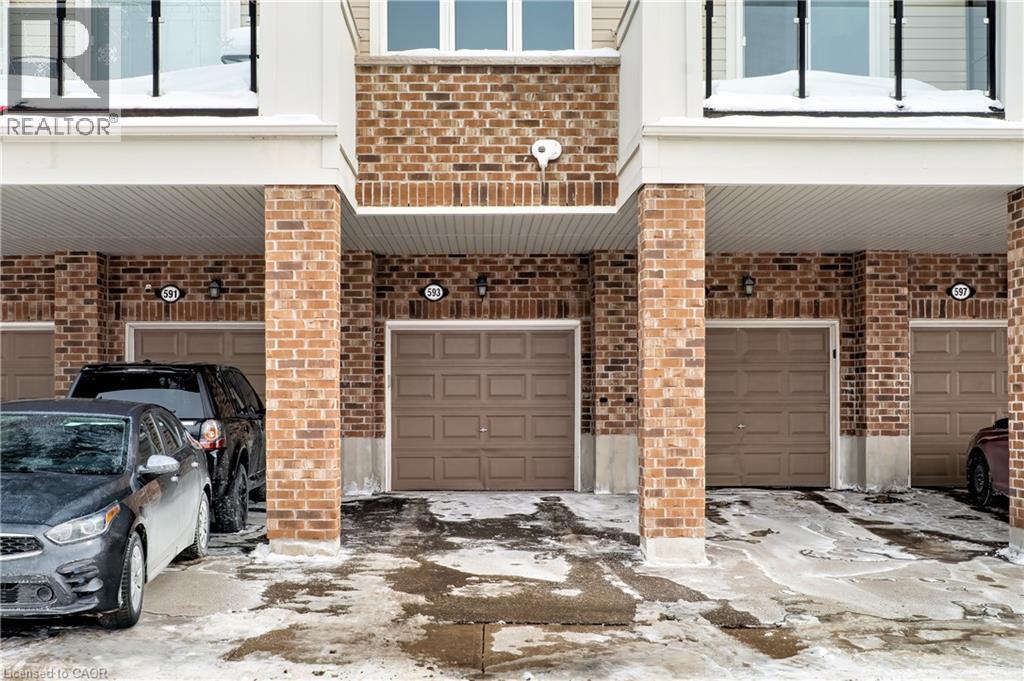 593 Goldenrod Lane, Kitchener, Ontario  N2R 0L7 - Photo 4 - 40798841