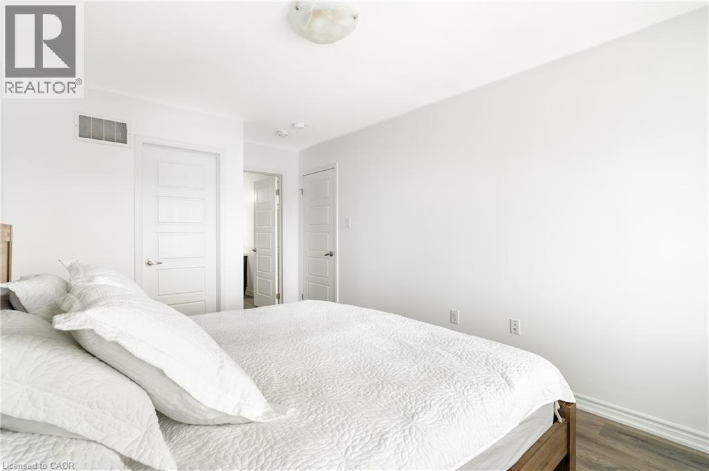 593 Goldenrod Lane, Kitchener, Ontario  N2R 0L7 - Photo 31 - 40798841