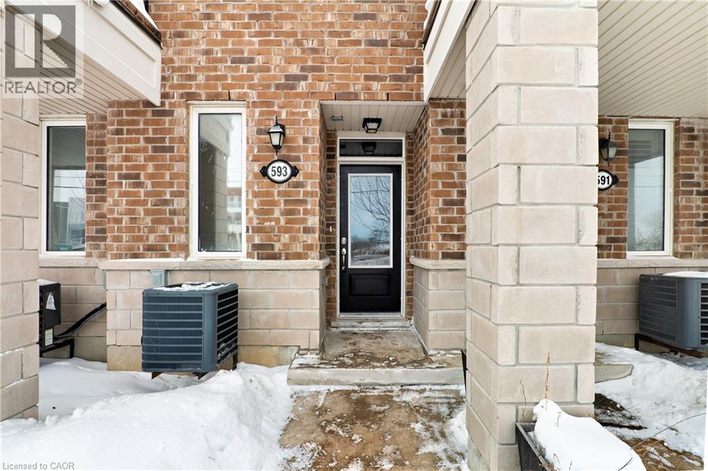 593 Goldenrod Lane, Kitchener, Ontario  N2R 0L7 - Photo 5 - 40798841