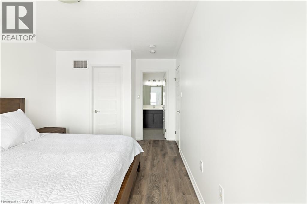 593 Goldenrod Lane, Kitchener, Ontario  N2R 0L7 - Photo 32 - 40798841