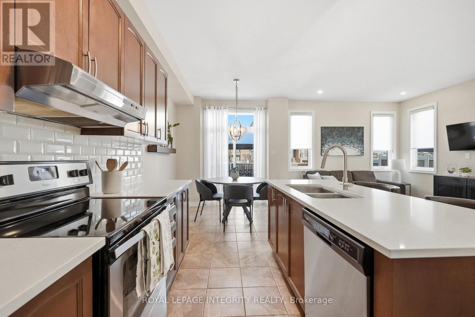 253 Hepatica Way, Ottawa, Ontario  K4A 0Z2 - Photo 14 - X12792256