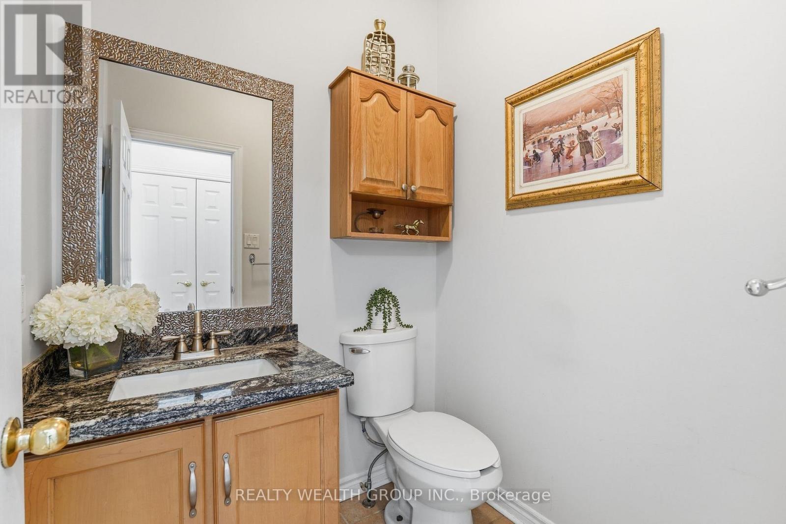 84 Bayview Avenue, Georgina, Ontario  L4P 2S9 - Photo 22 - N12792166