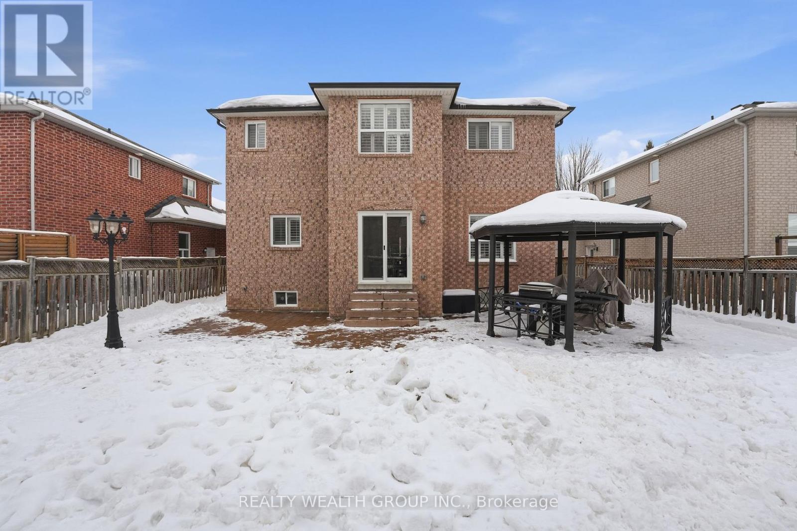 84 Bayview Avenue, Georgina, Ontario  L4P 2S9 - Photo 47 - N12792166