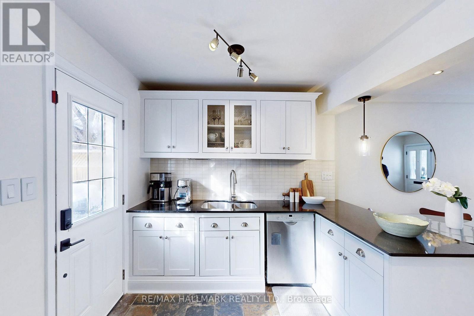 3320 Bathurst Street, Toronto, Ontario  M6A 2B6 - Photo 6 - C12792250